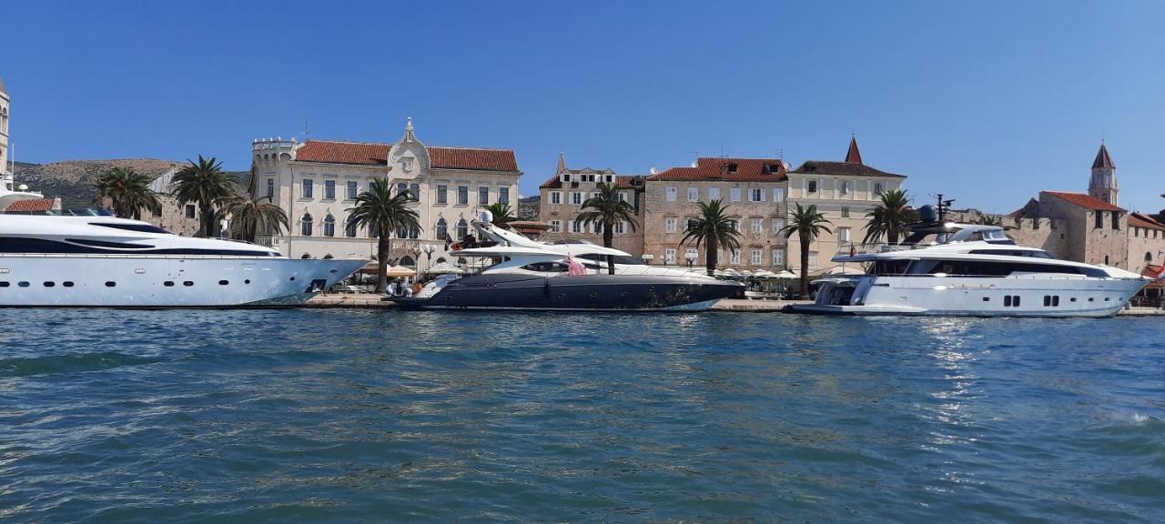 Apartment Ema Trogir Exterior foto